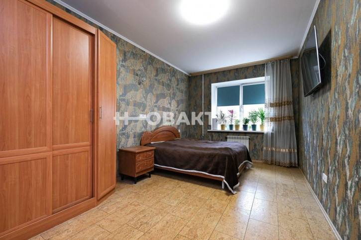 3-комн квартира улица Кирова, 108/1