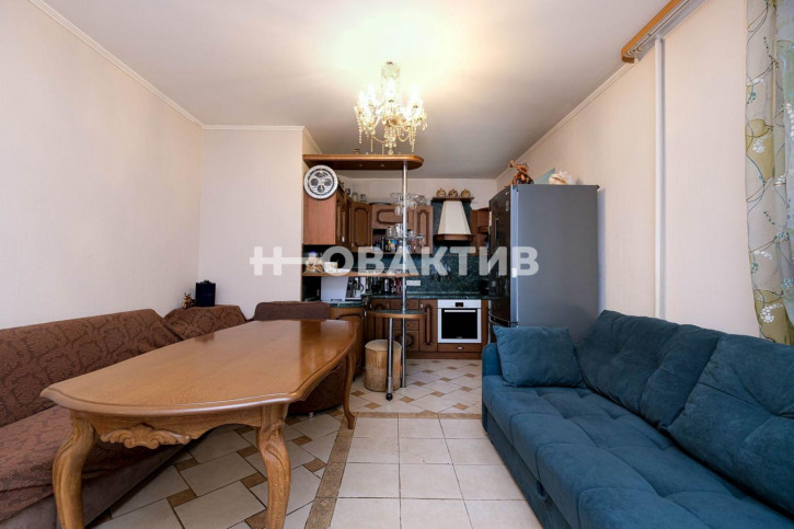 3-комн квартира улица Кирова, 108/1