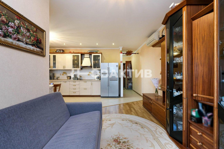 2-комн квартира улица Грибоедова, 34