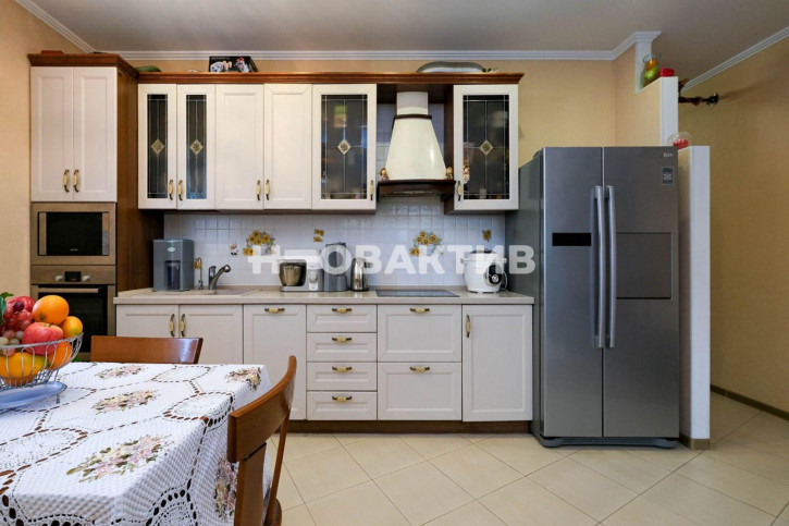 2-комн квартира улица Грибоедова, 34
