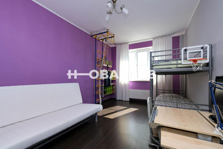 2-комн квартира улица Добролюбова, 152/1
