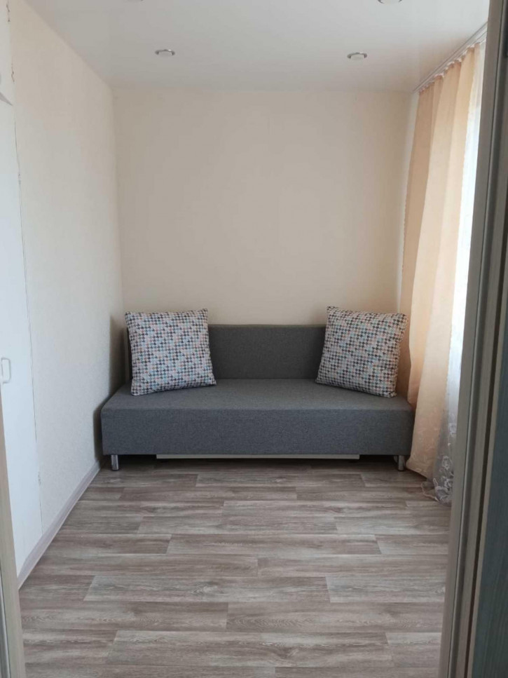 3-комн квартира Крупской, 5