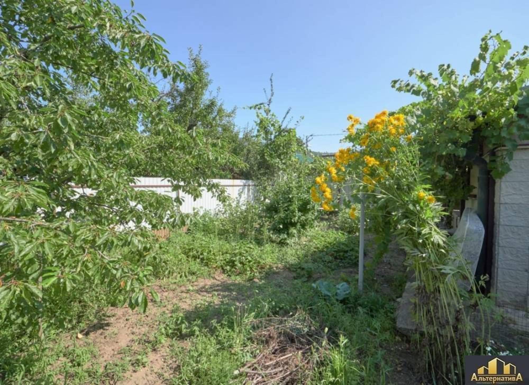 Купить дачу, дом, коттедж за 15 000 000 рублей на Солнечная ул.
