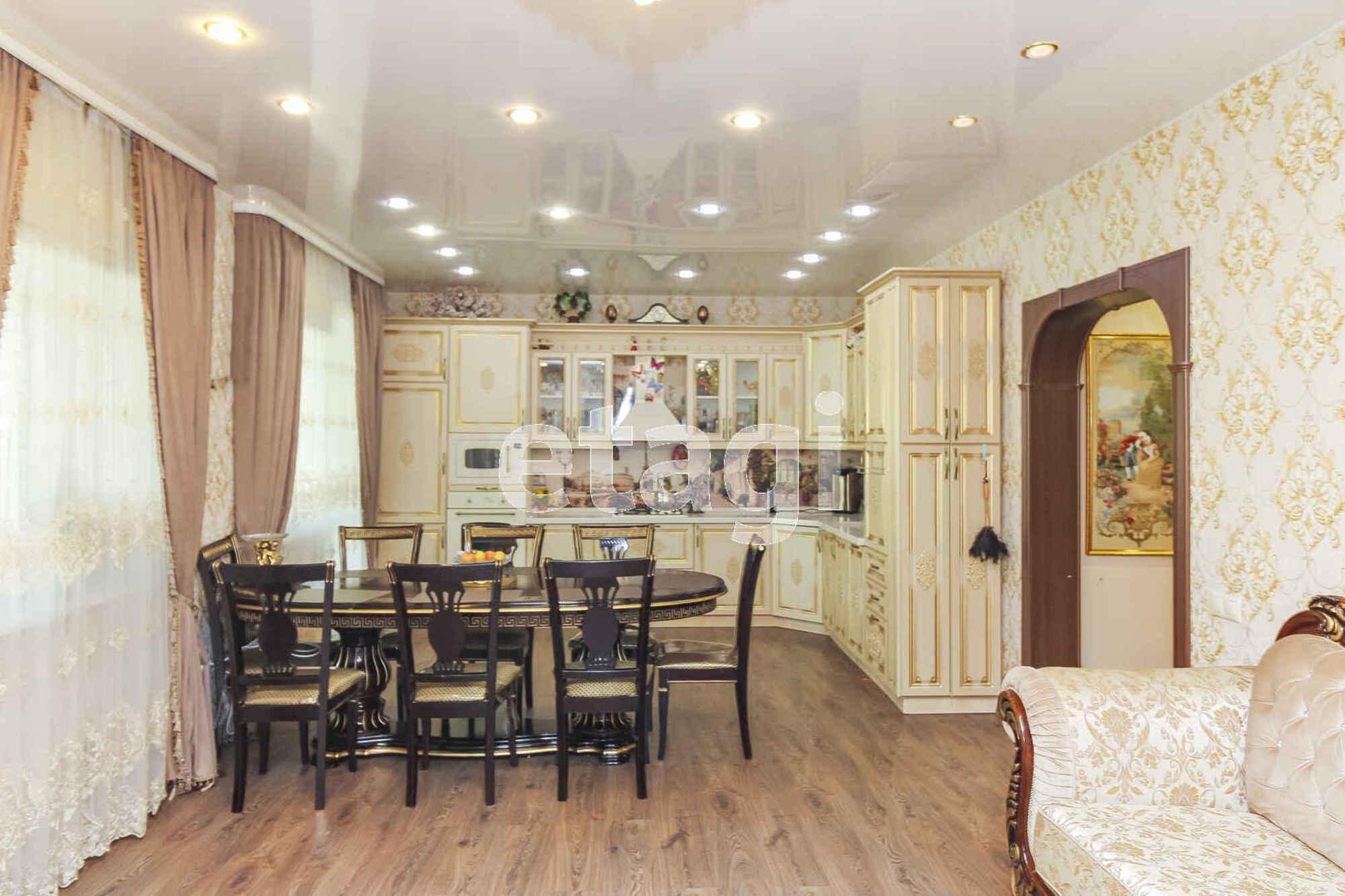 Купить дачу, дом, коттедж за 20 000 000 рублей на Майский пр., 12