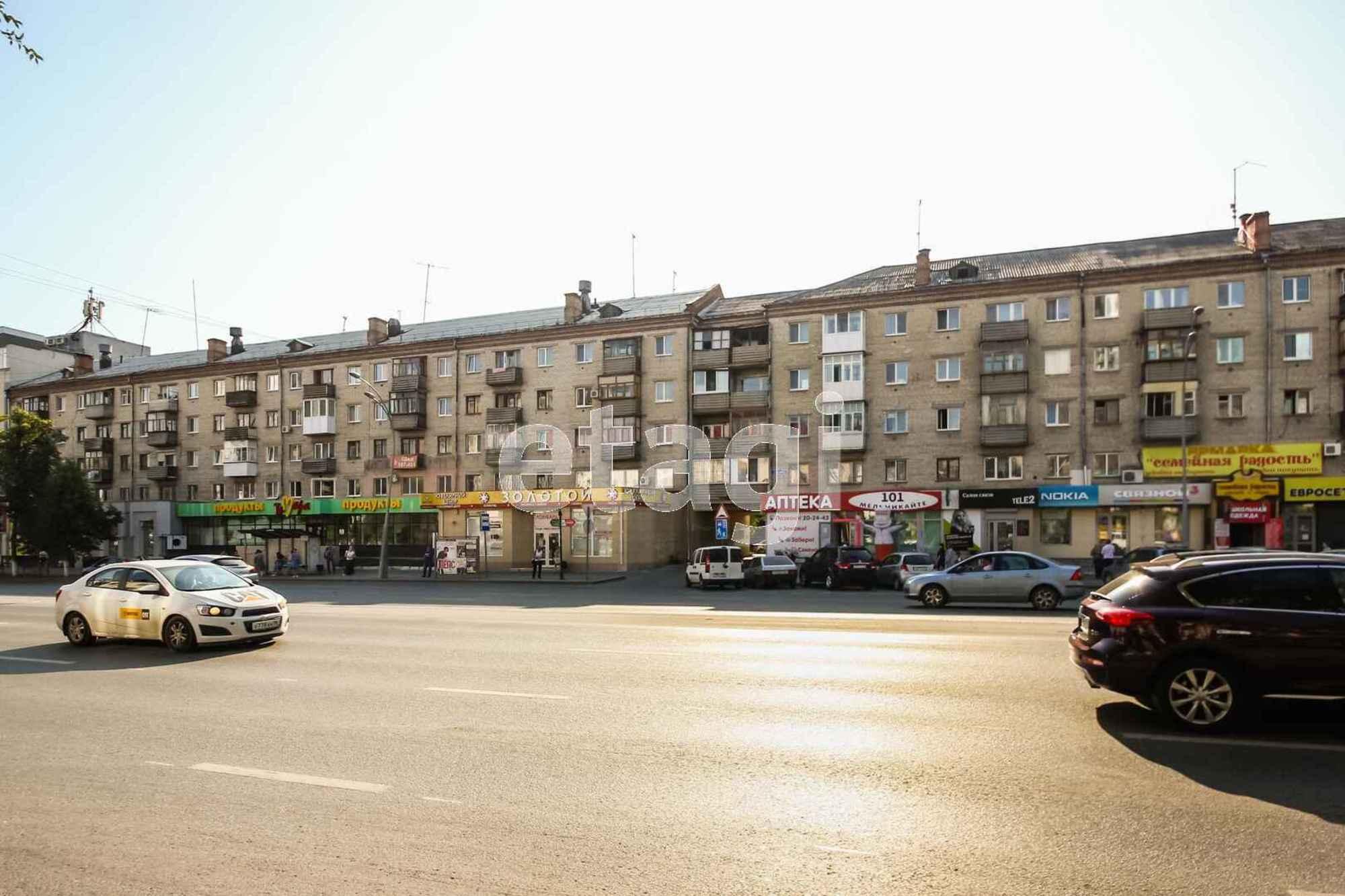 Купить торговое помещение за 90 000 000 рублей на Мельникайте 101/6