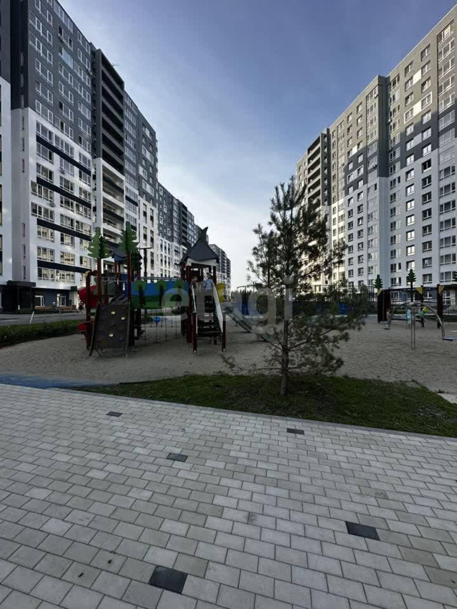 Купить квартиру за 4 690 000 рублей на Сергея Джанбровского, 7