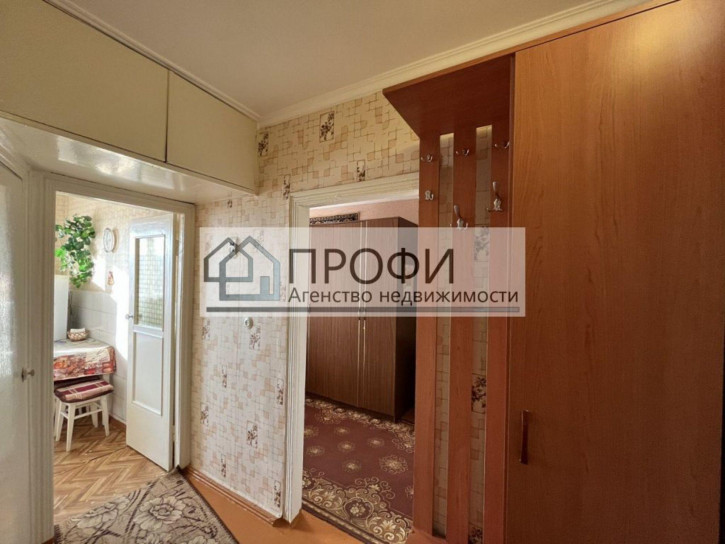 2-комн квартира Кирова ул, 3