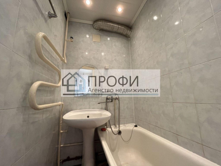 2-комн квартира Кирова ул, 3