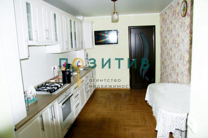2-комн квартира Новоселов ул