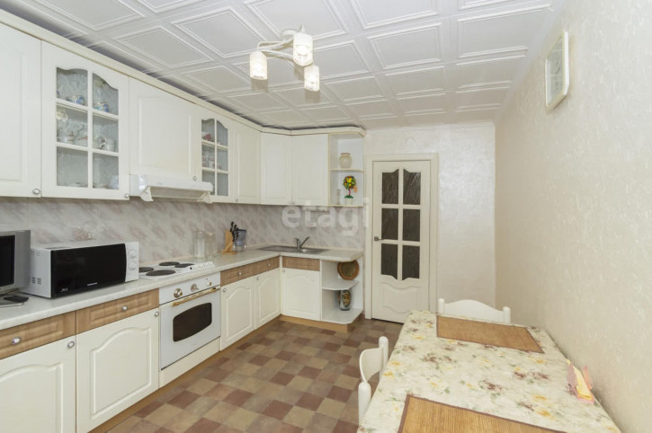 3-комн квартира Ленина, 83