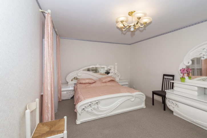 3-комн квартира Ленина, 83