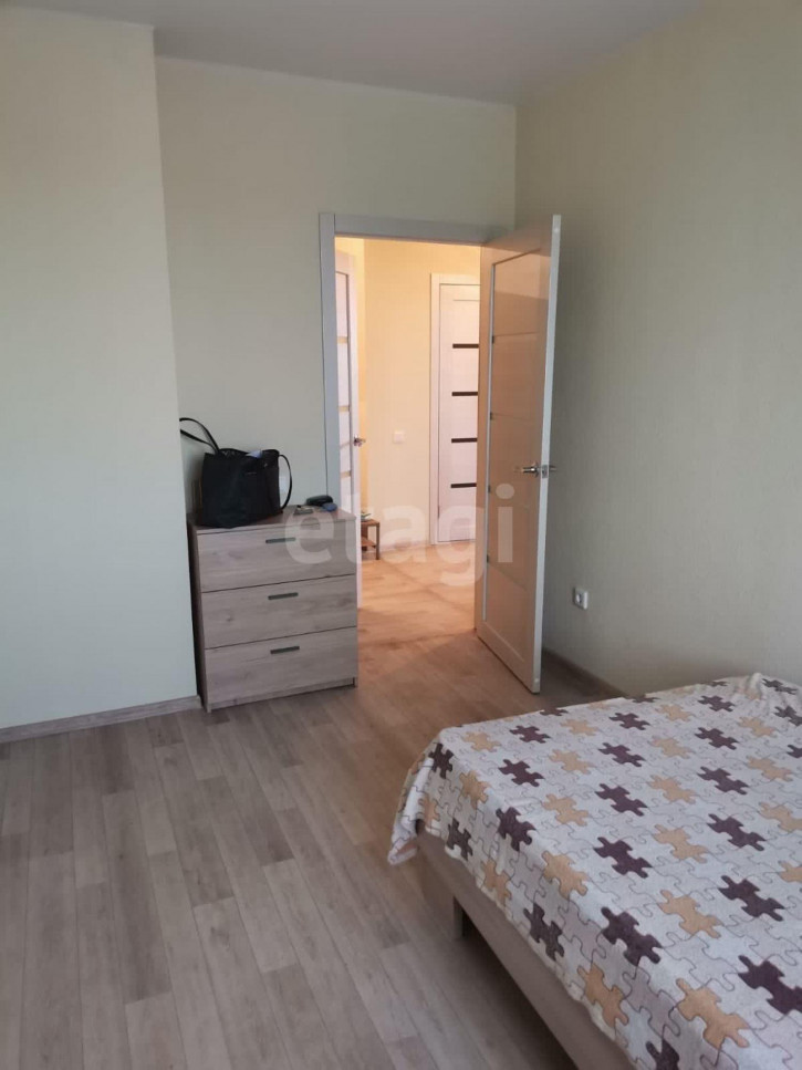 3-комн квартира пер. Строителей, 1а