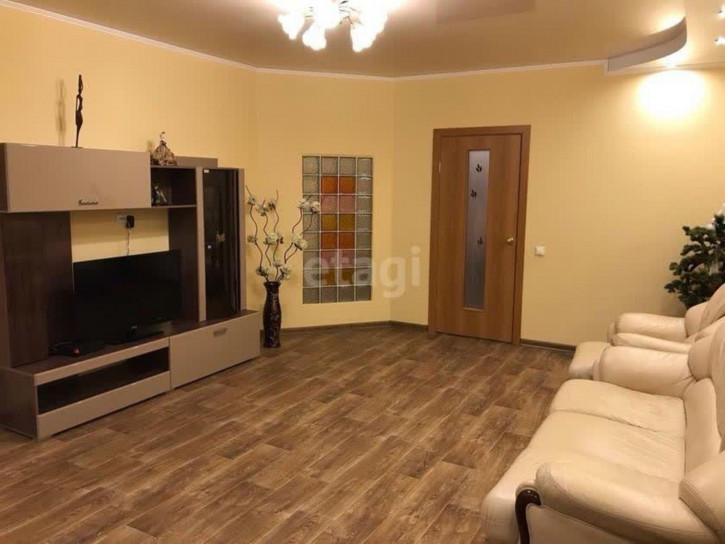 1-комн квартира Фабричная, 9