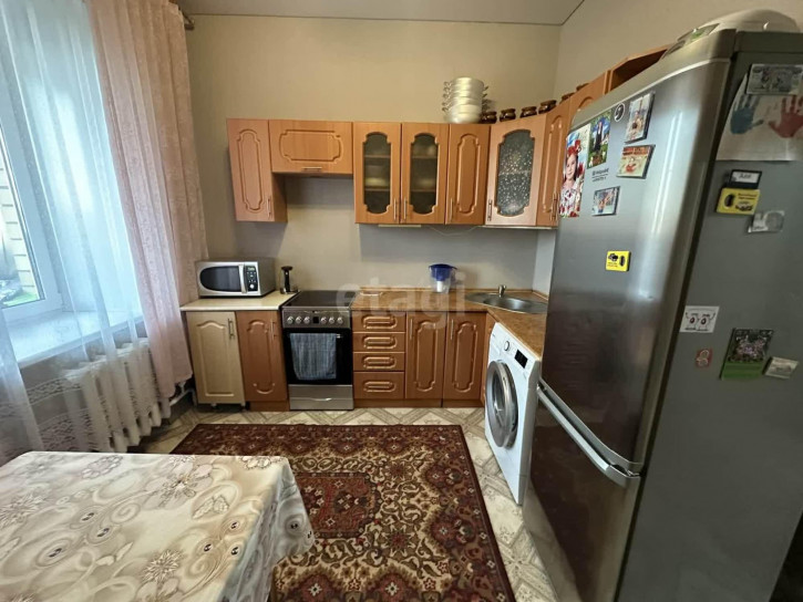 3-комн квартира Избышева, 8