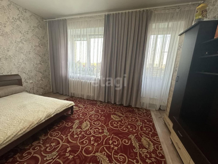 3-комн квартира Избышева, 8
