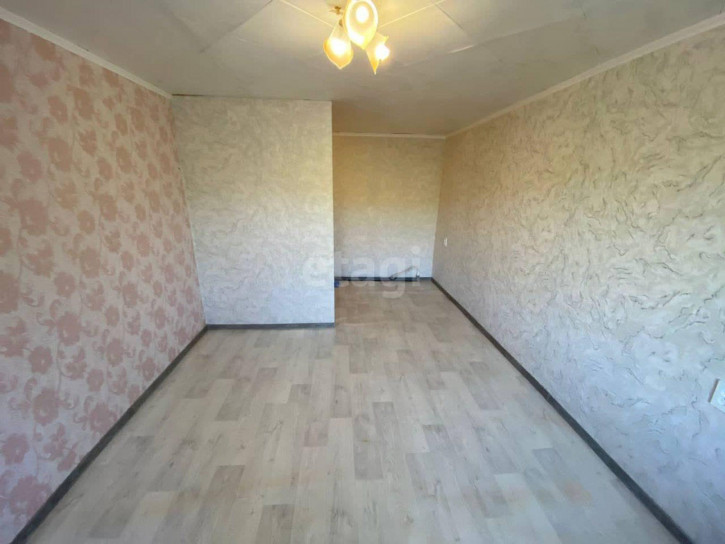 Комната Олимпийская, 15