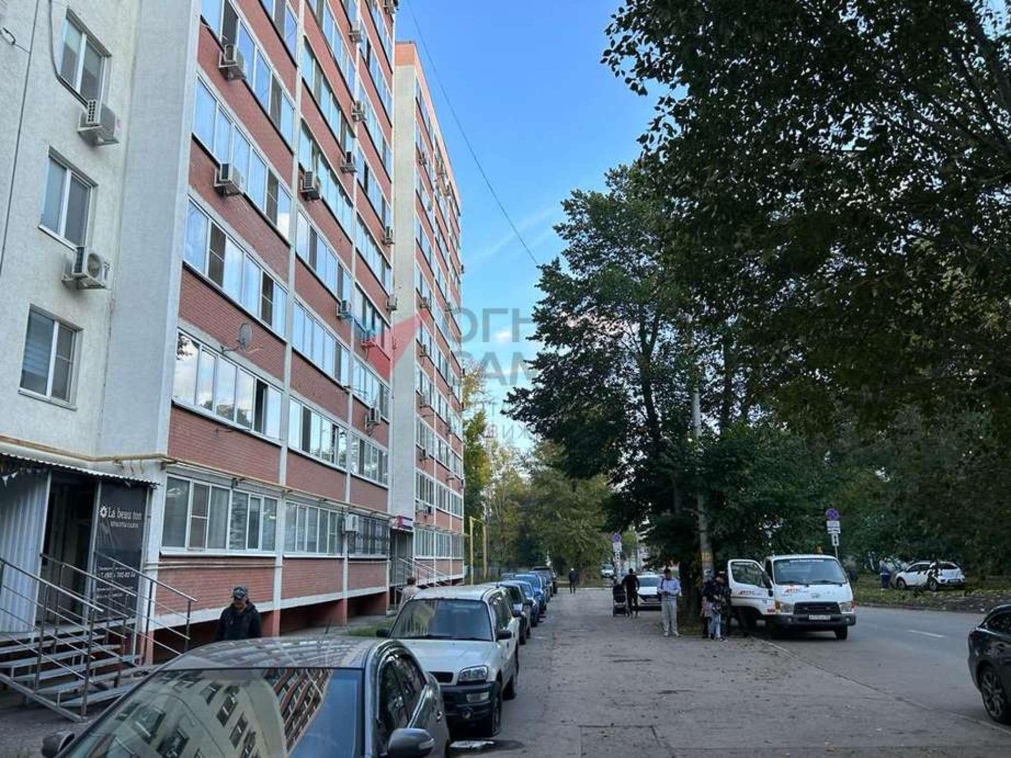 Купить торговое помещение за 40 000 000 рублей на Металлистов улица, 55