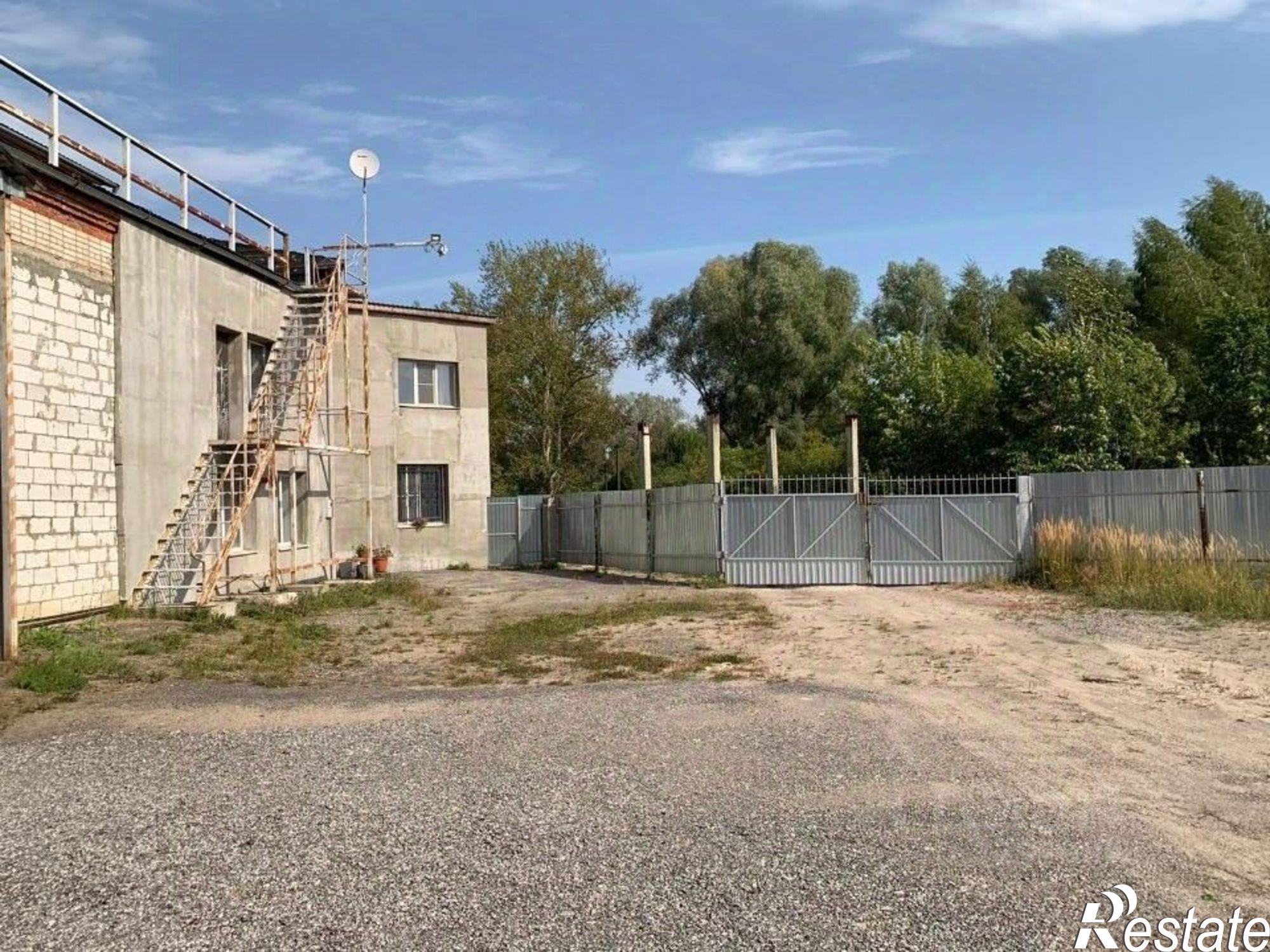 Купить производственную площадь за 30 001 100 рублей на Текстильный пер, 4