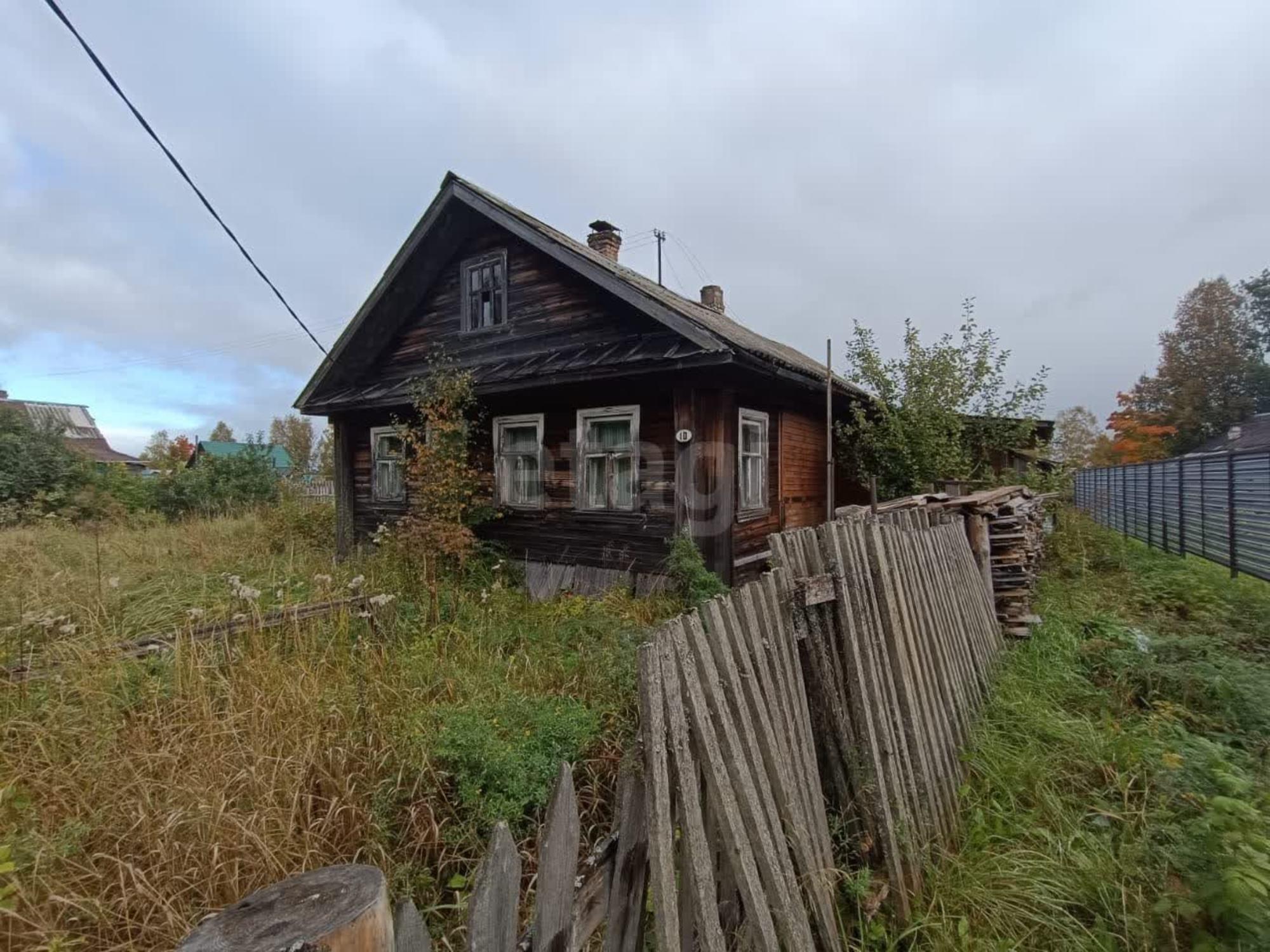 Купить дачу, дом, коттедж за 200 000 рублей на Комсомольская улица,