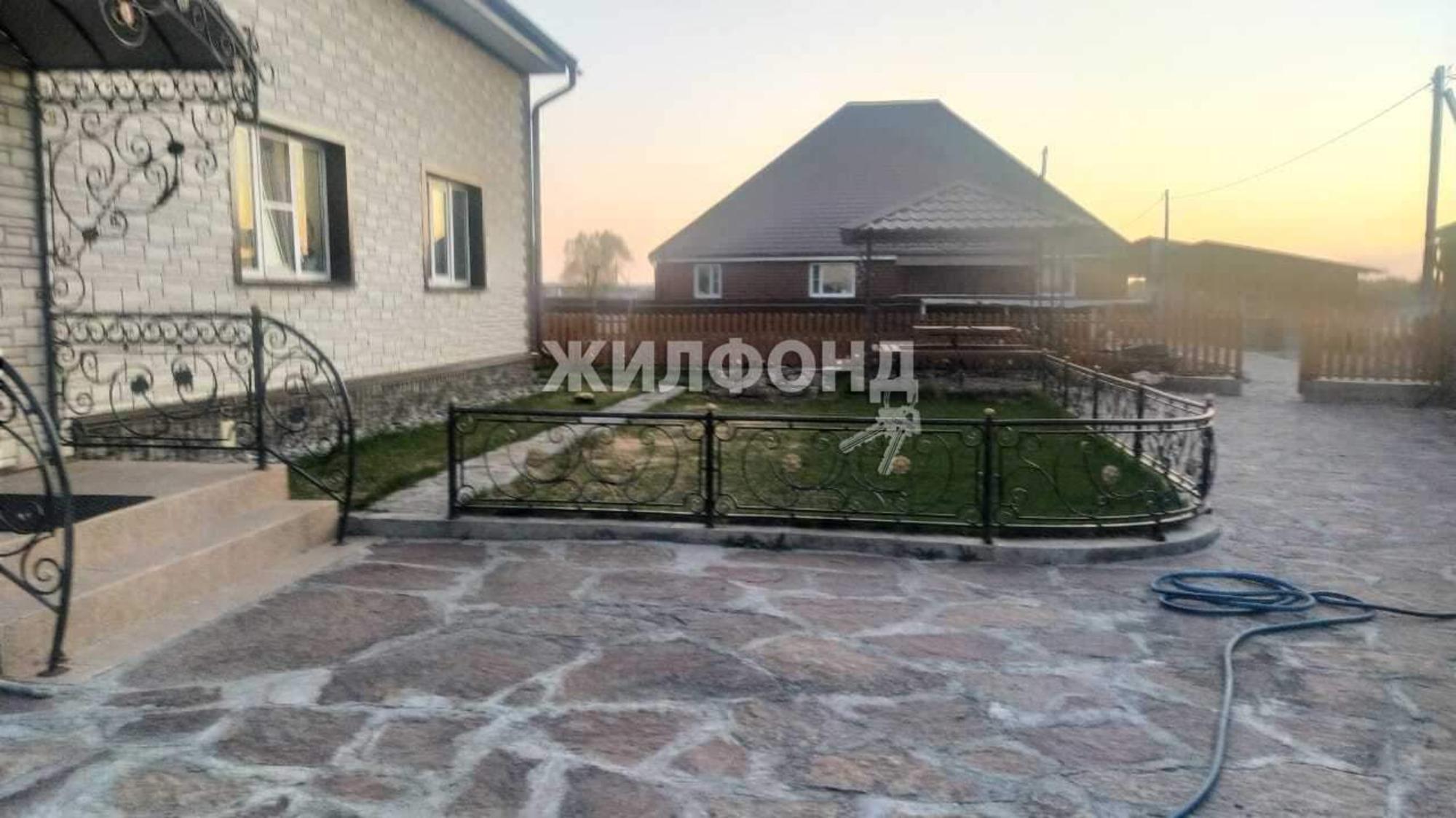 Купить дачу, дом, коттедж за 10 000 000 рублей на Северо-Западная улица