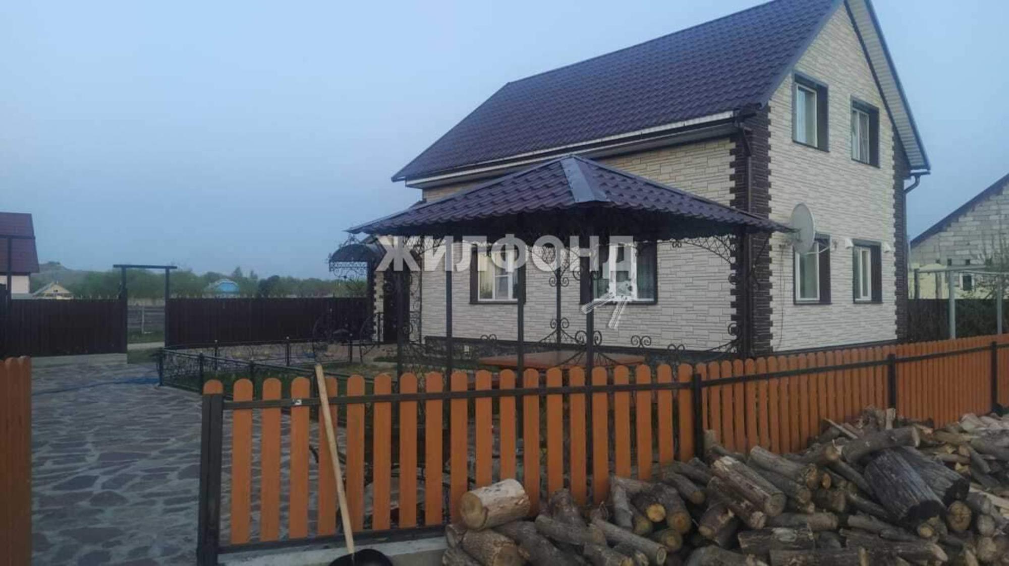 Купить дачу, дом, коттедж за 10 000 000 рублей на Северо-Западная улица