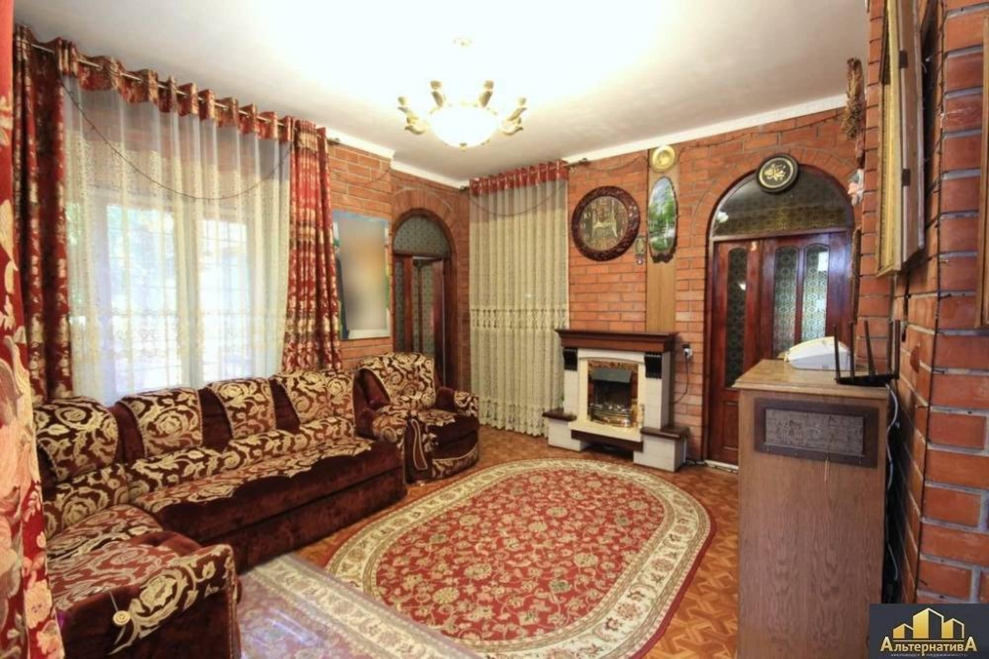 Купить дачу, дом, коттедж за 110 000 000 рублей на Чкалова ул.