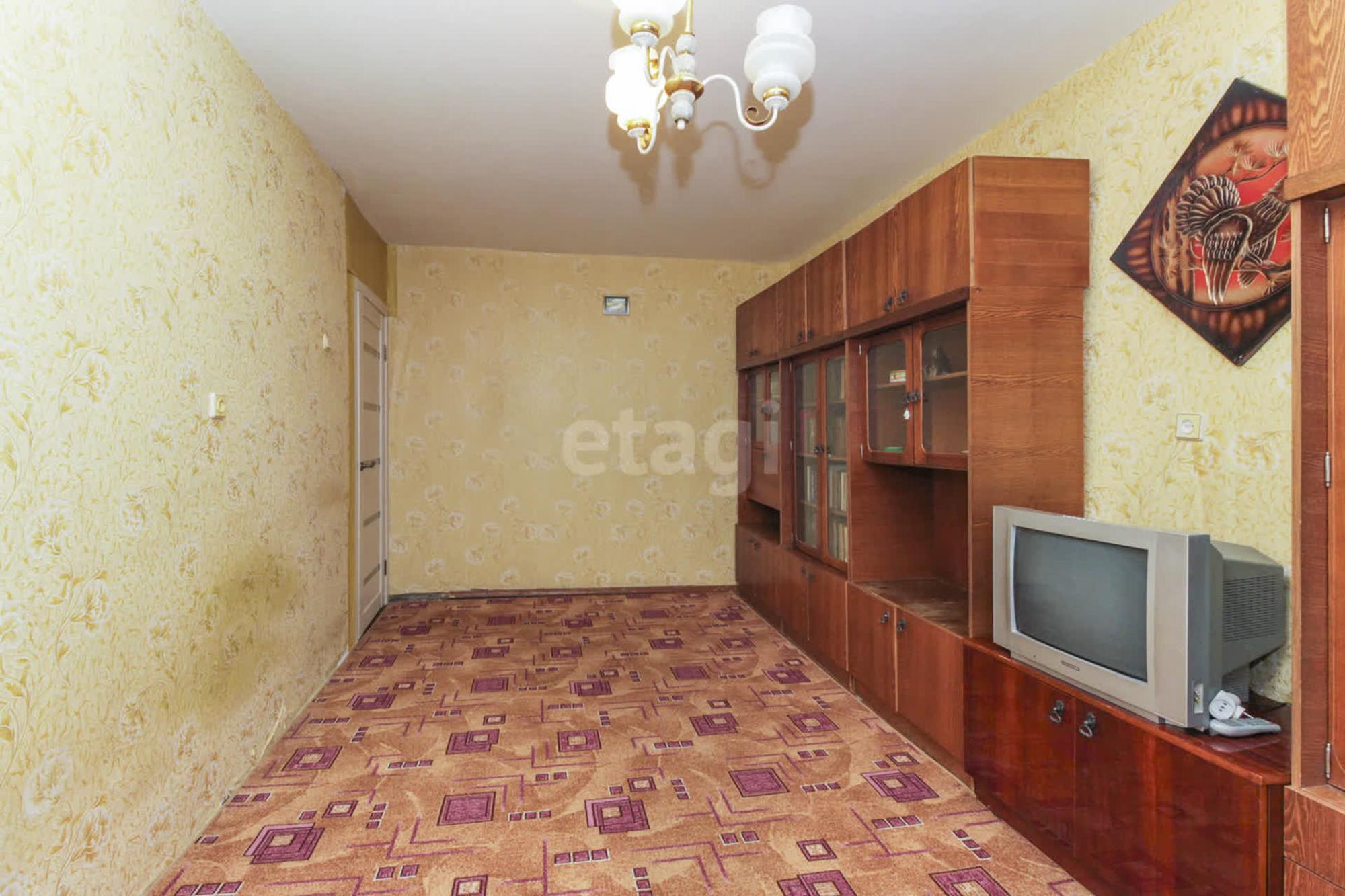 Купить квартиру за 4 300 000 рублей на Комкова, 3