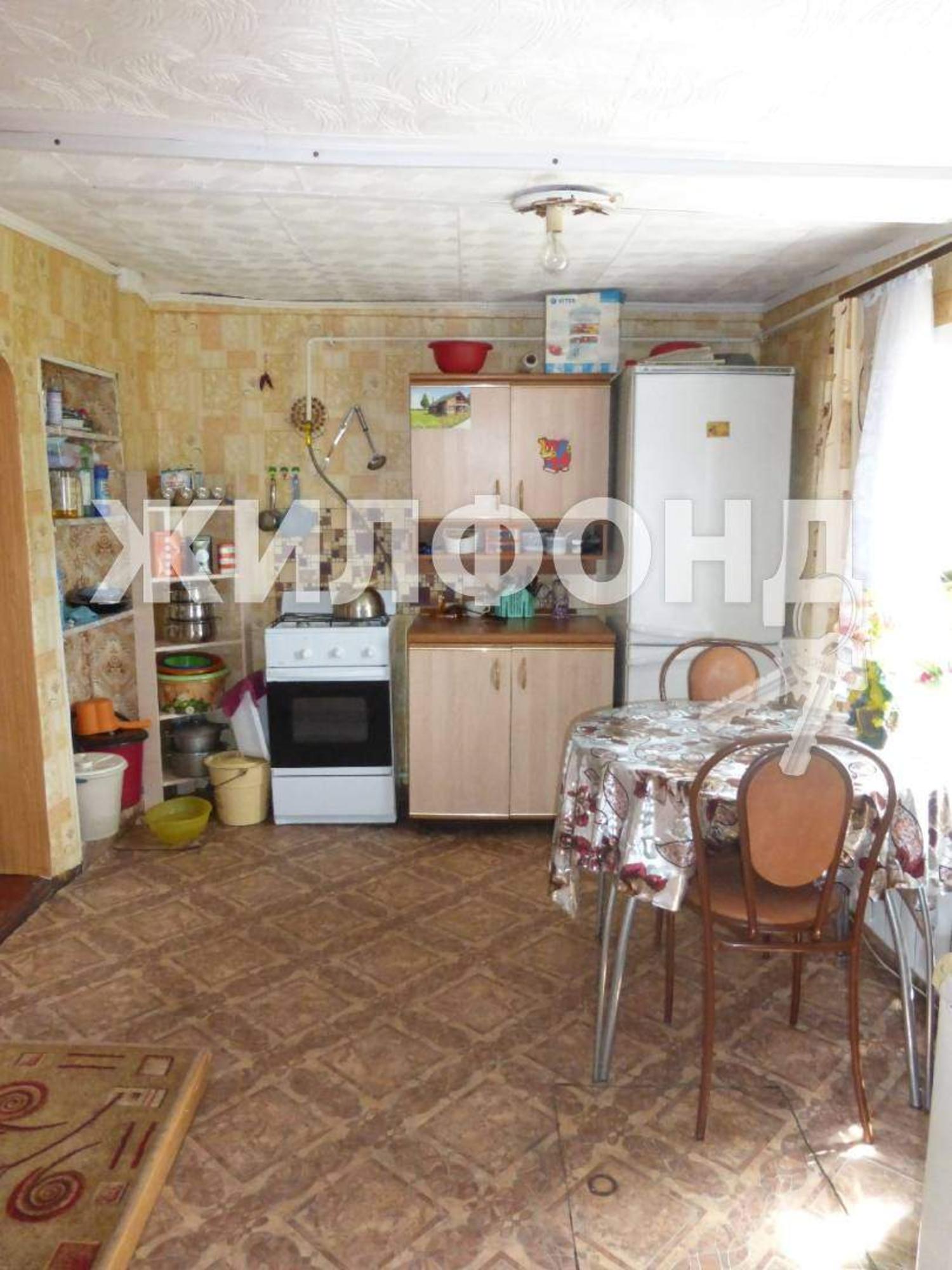 Купить дачу, дом, коттедж за 1 350 000 рублей на Железнодорожная улица
