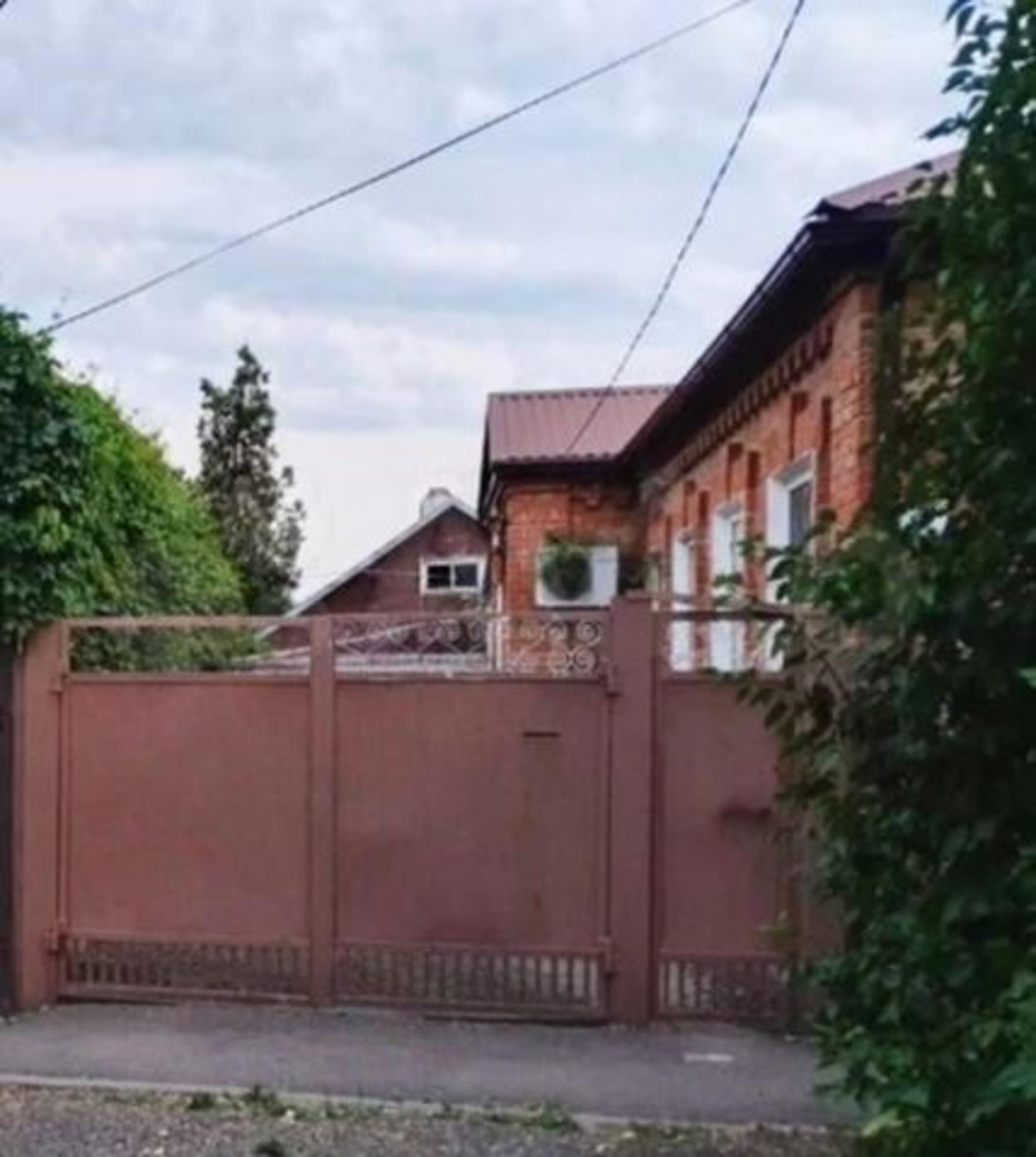 Купить дачу, дом, коттедж за 5 900 000 рублей на Комсомольская улица, 789