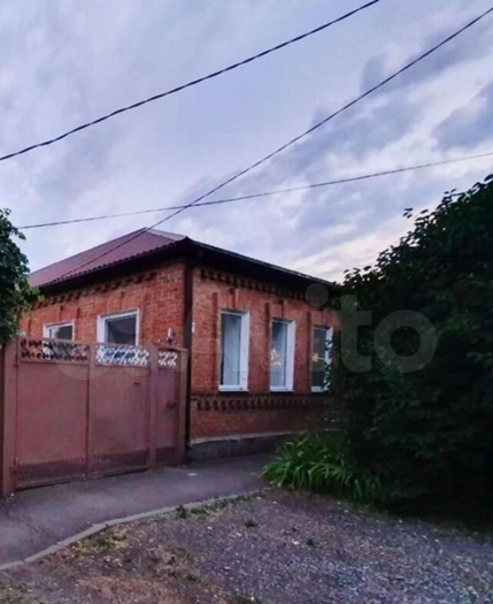 Купить дачу, дом, коттедж за 5 900 000 рублей на Комсомольская улица, 789