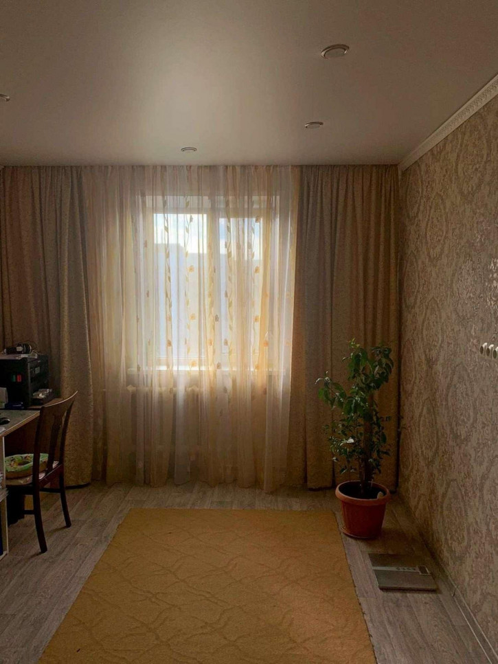 3-комн квартира Буденного улица, 6