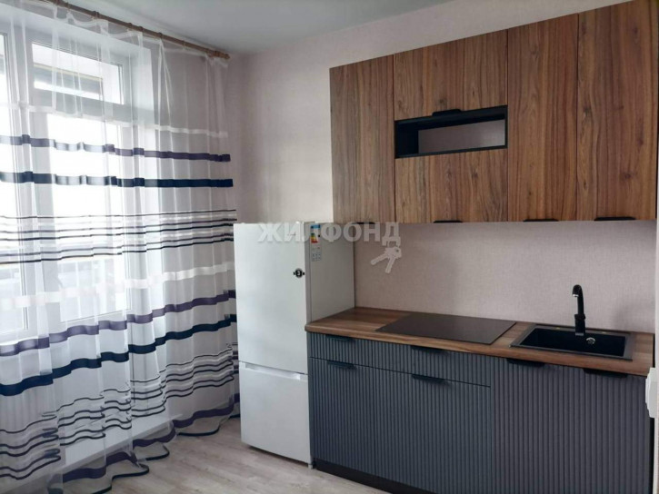 2-комн квартира Петухова улица, д.162