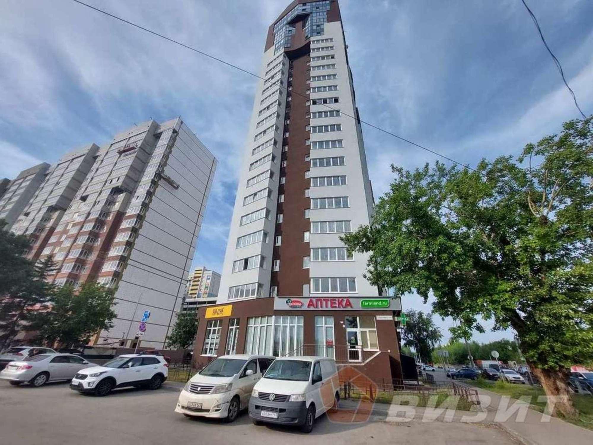 Купить торговое помещение за 18 500 000 рублей на Карла Маркса проспект, 242