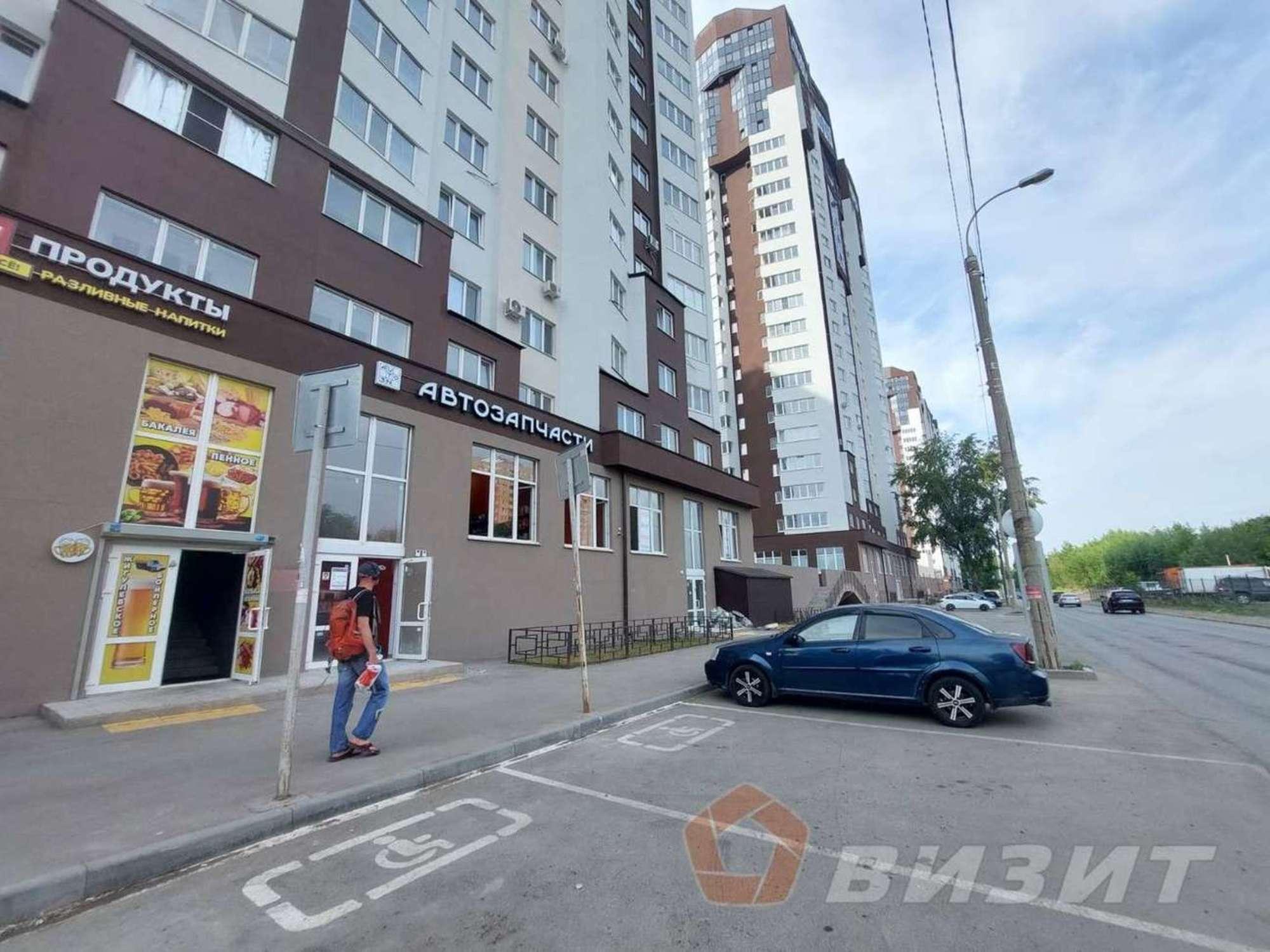 Купить торговое помещение за 18 500 000 рублей на Карла Маркса проспект, 242