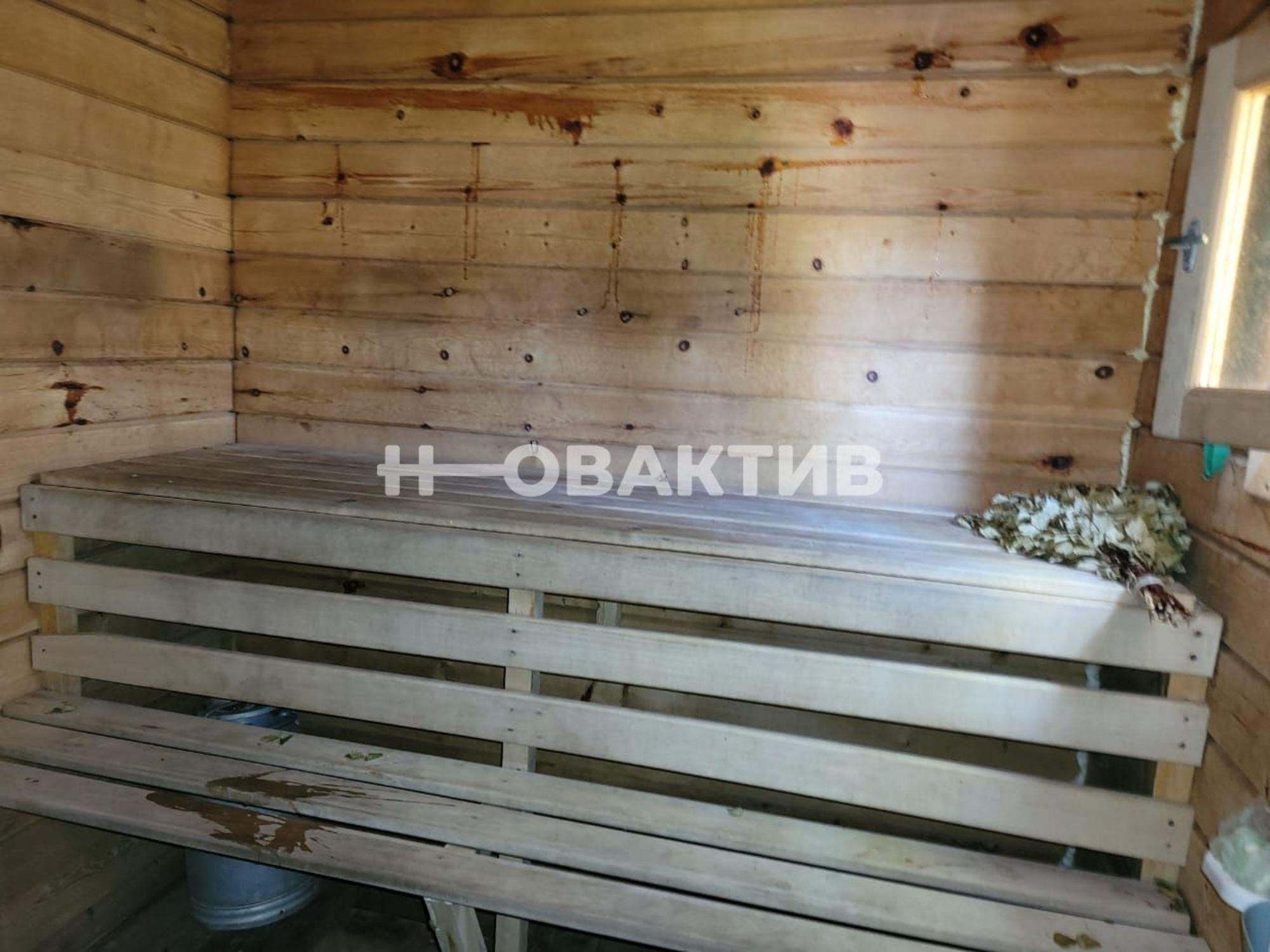 Купить дачу, дом, коттедж за 2 400 000 рублей на Новосибирская обл, Новосибирский р-н, тер. СНТ Крутиха, ул 52