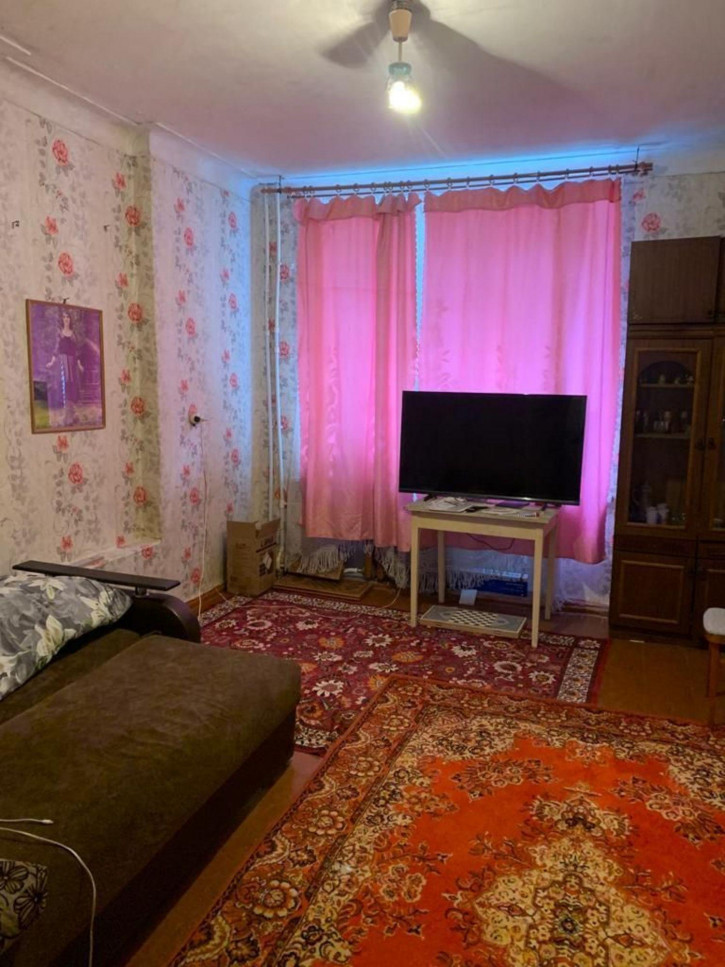 3-комн квартира Комсомольская ул, 8