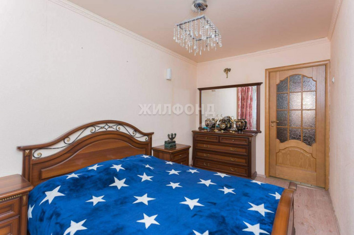 2-комн квартира Переездная улица, д.64