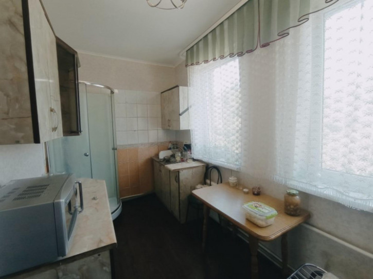 2-комн квартира Зеленая, 7