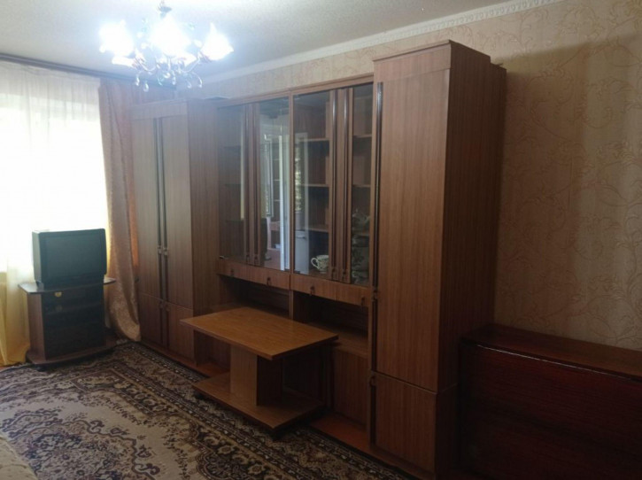 3-комн квартира Гайдара ул, 8