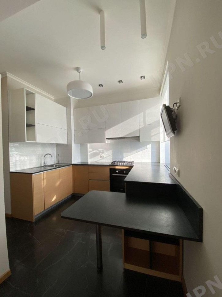4-комн квартира ленина, 70