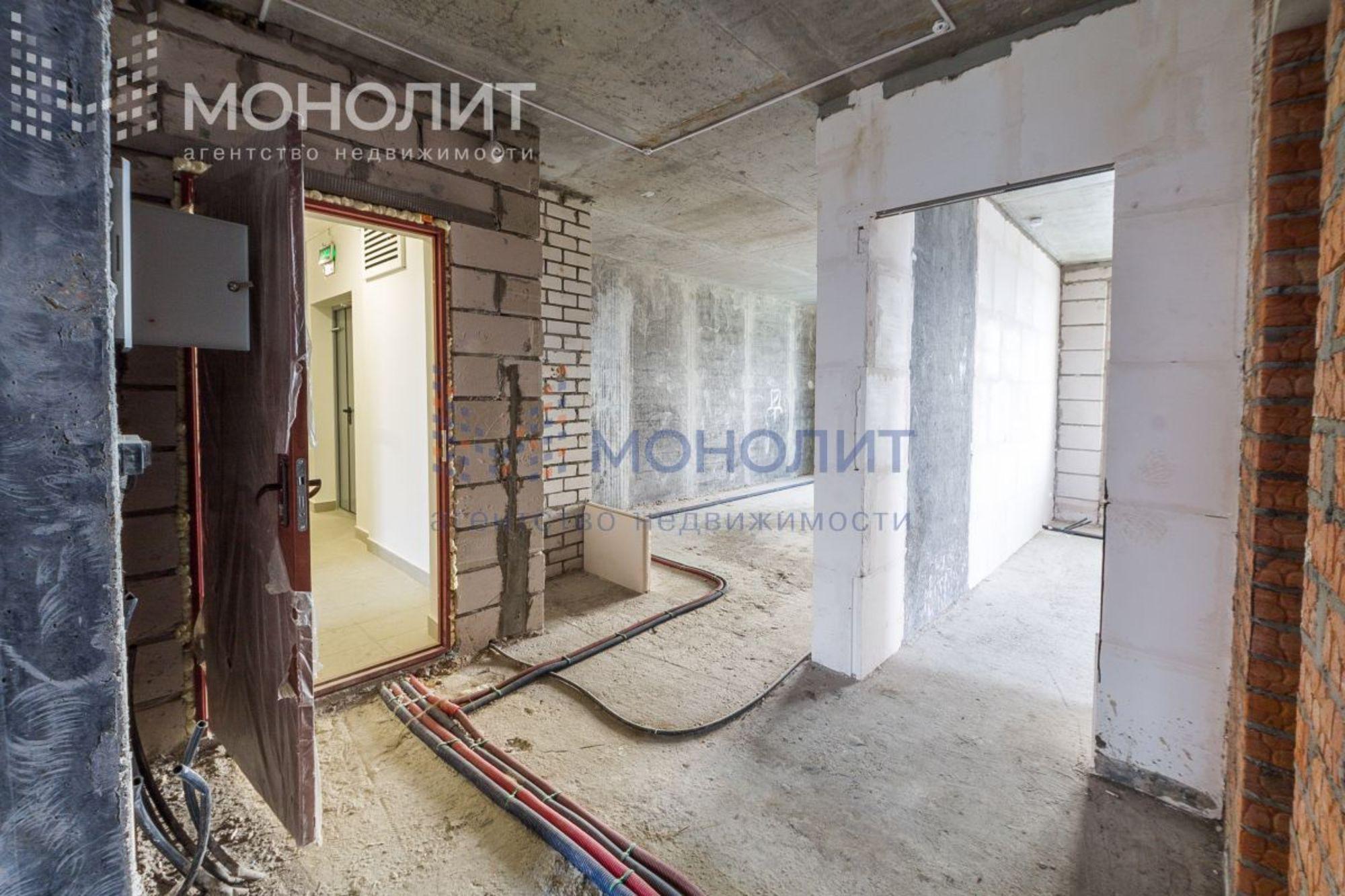 Купить квартиру за 12 806 400 рублей на Лысогорская ул, 89к3