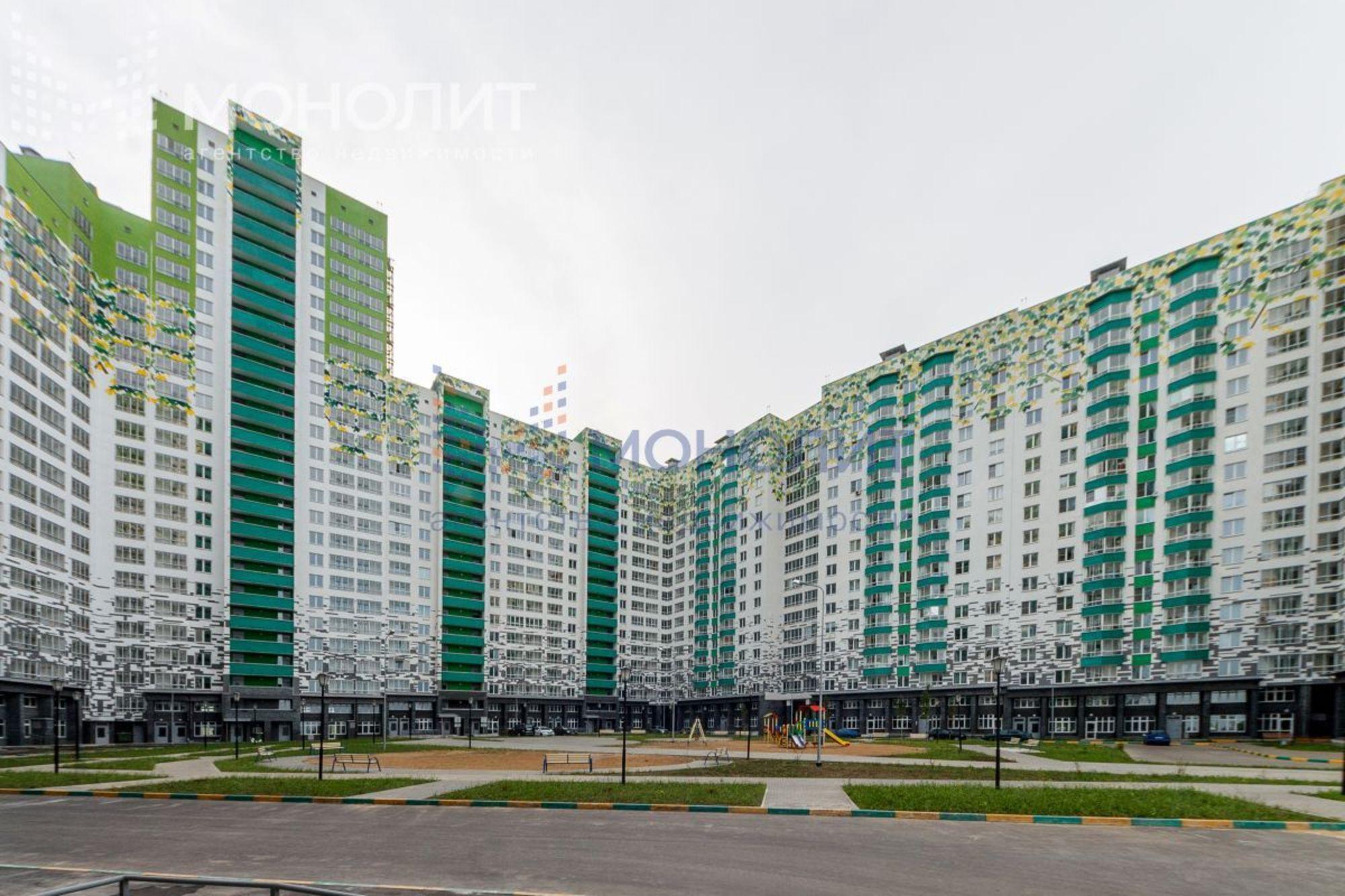 Купить квартиру за 12 806 400 рублей на Лысогорская ул, 89к3