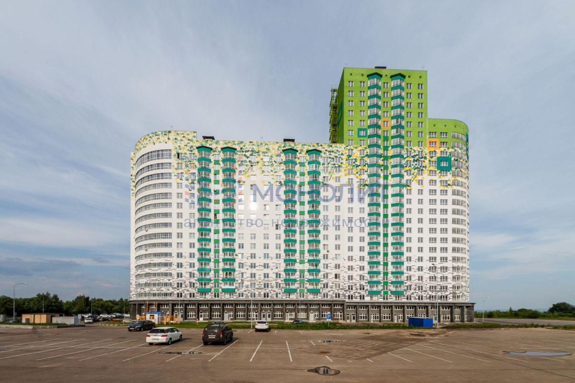 Купить квартиру за 23 986 100 рублей на Лысогорская ул.,  89к2