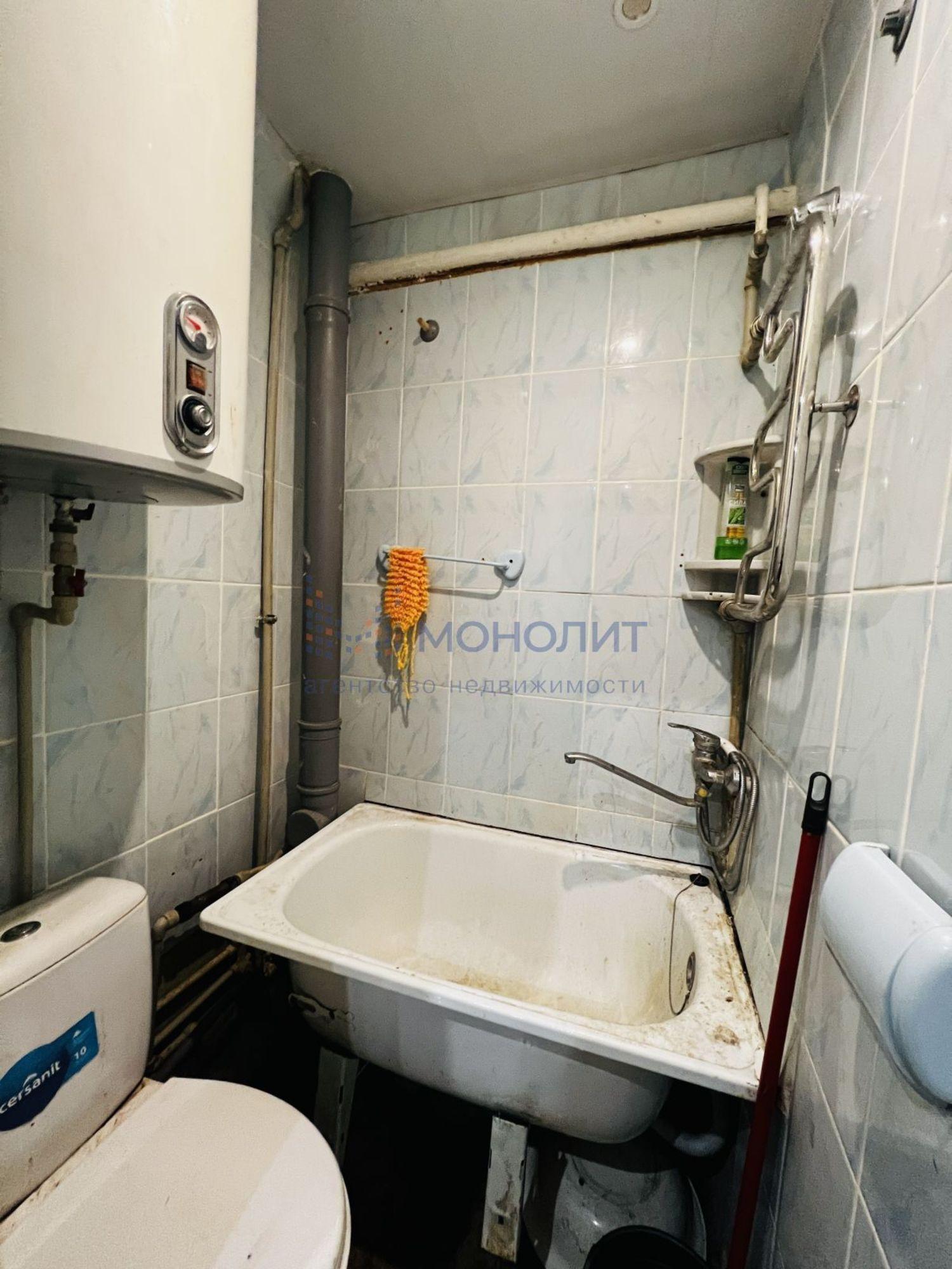 Купить квартиру за 2 300 000 рублей на Лейтенанта Шмидта ул, 16