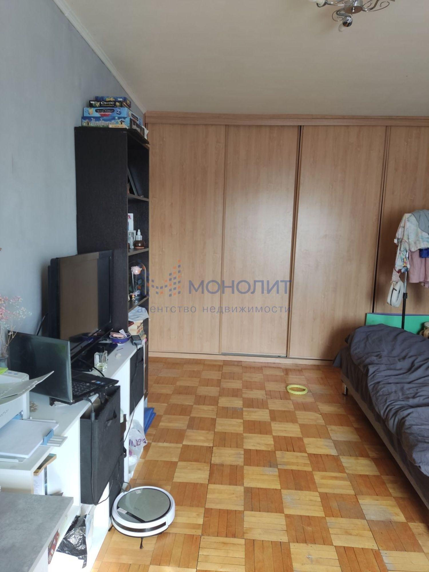 Купить квартиру за 9 300 000 рублей на Максима Горького ул, 152