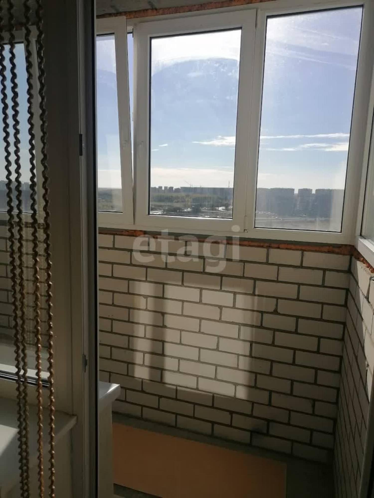 Купить квартиру за 4 549 000 рублей на Ставропольская, 97/4