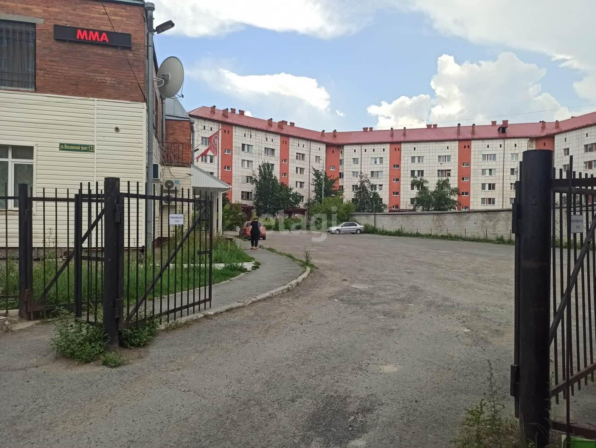 Сдать торговое помещение за 83 000 рублей на Московский тракт 133