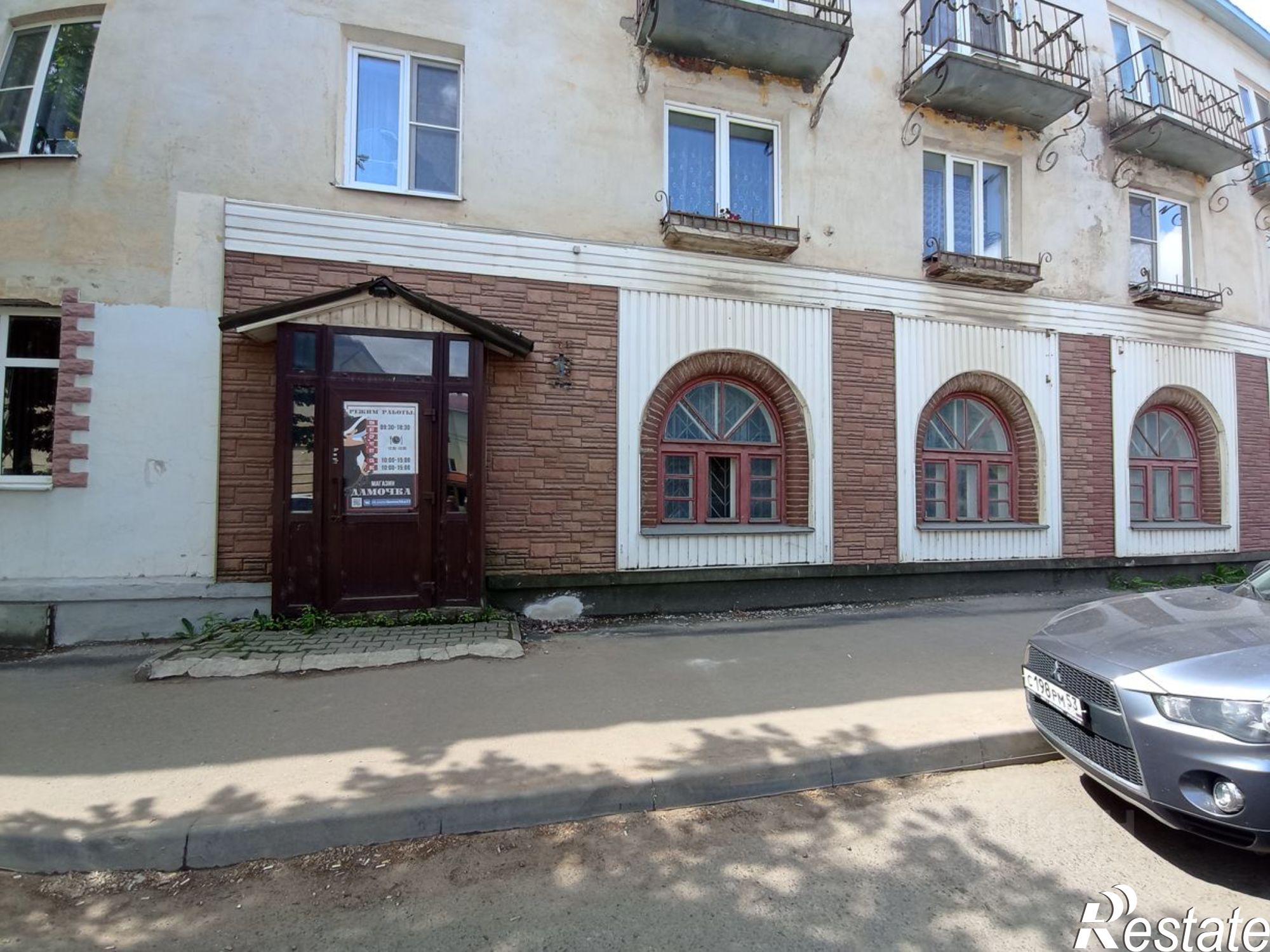 Купить торговое помещение за 4 380 280 рублей на Санкт-Петербургская улица, 10