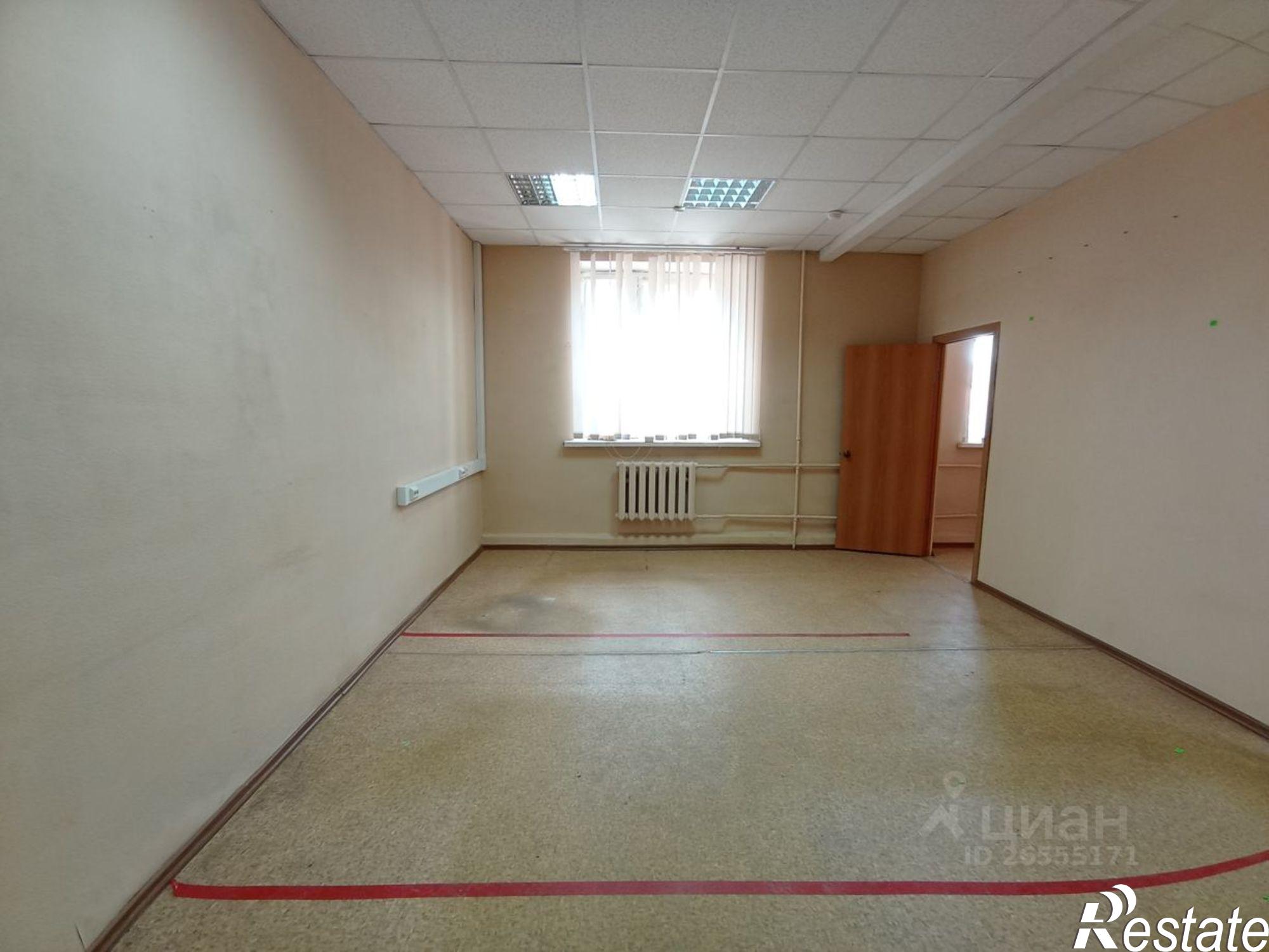 Купить торговое помещение за 4 380 280 рублей на Санкт-Петербургская улица, 10