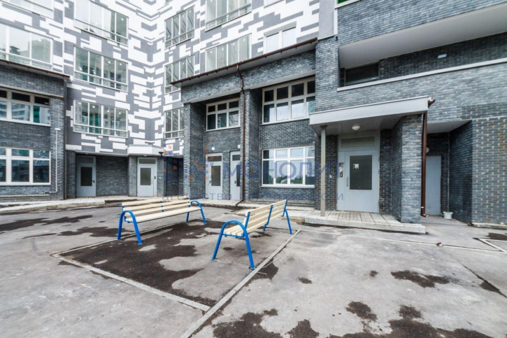 3-комн квартира Лысогорская ул, 89к1
